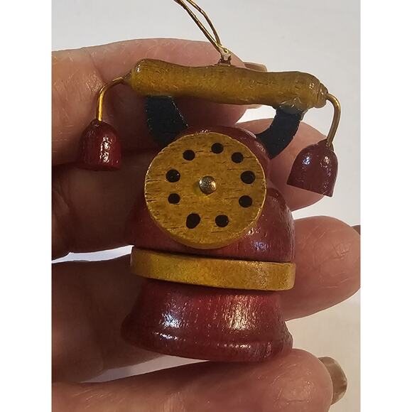 Vintage Christmas Tree Wooden Maroon And Green Toy Household Ornaments - Picture 5 of 10